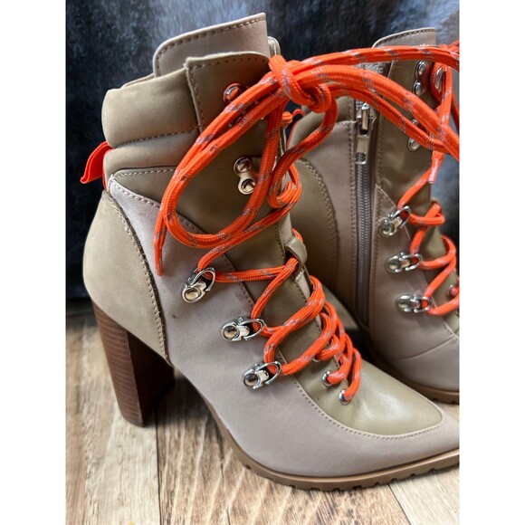 NEW Steve Madden Karey Leather Pointed Toe Ankle Boots Shoes  Size 5 - Picture 2 of 6